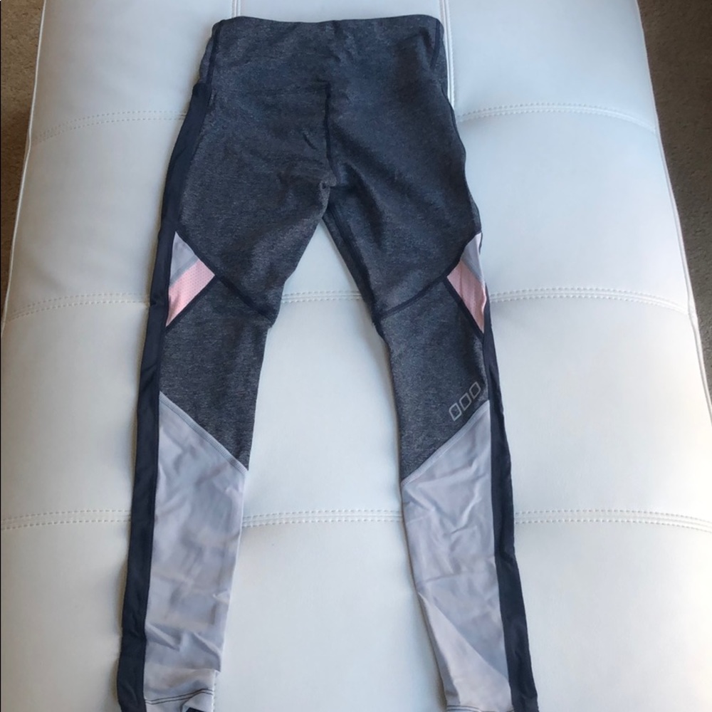 Lorna Jane - work out leggings